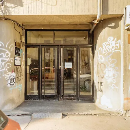 Closer To The Sun - Warm Apartment Bucharest