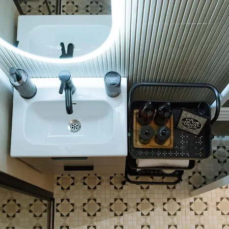 Closer To The Sun - Warm Apartment Bucharest