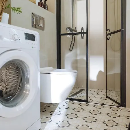 Apartment Closer To The Sun - Warm Bucharest