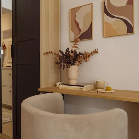 Apartment Closer To The Sun - Warm Bucharest