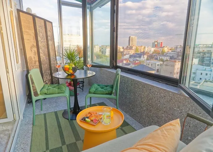 Closer To The Sun - Warm Lejlighed