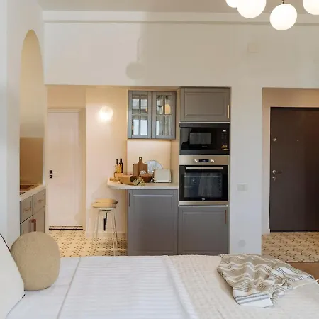 Closer To The Sun - Warm Apartment