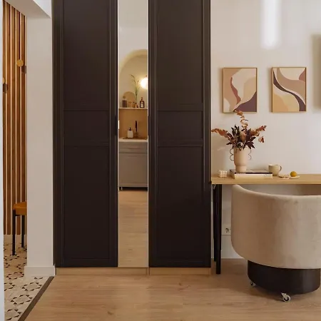 Apartment Closer To The Sun - Warm