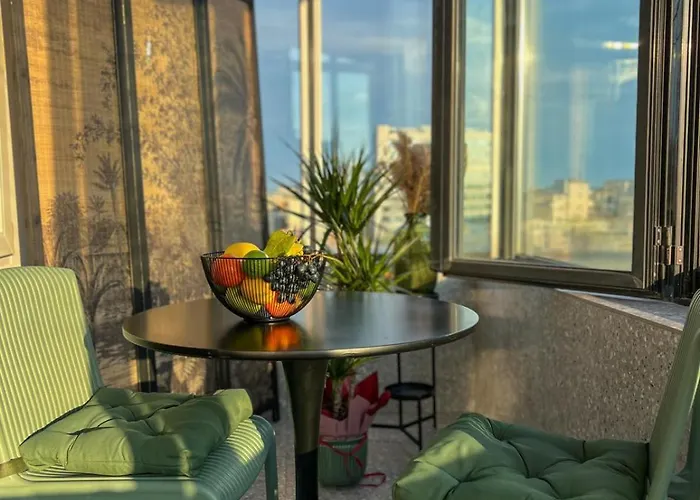 Closer To The Sun - Warm Bucarest